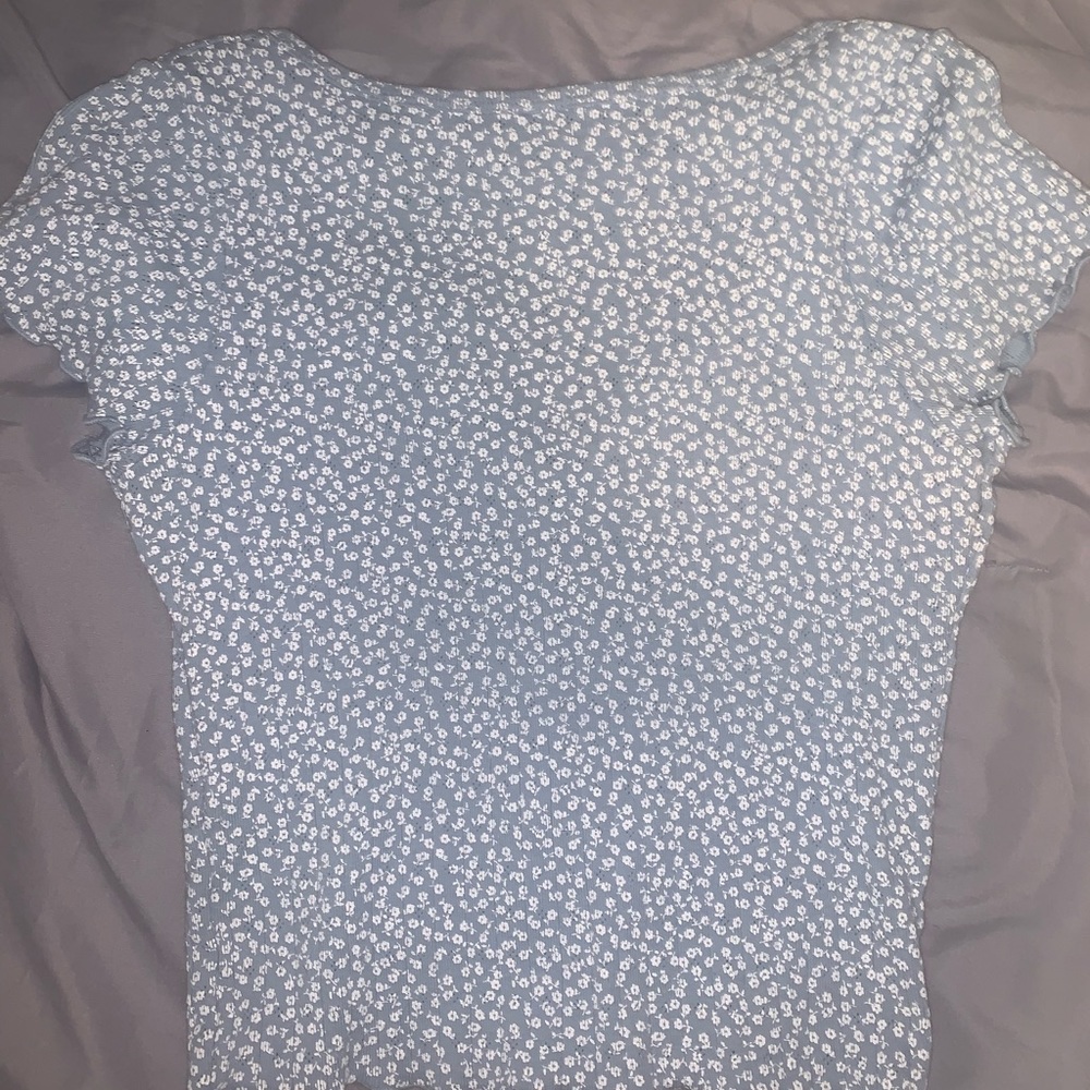 Brandy button down top - Picture 2 of 2